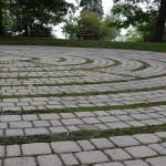 Labyrinth, quiet